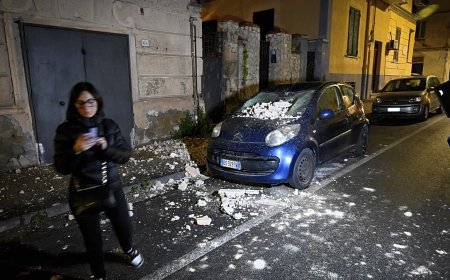 İtalya'da 4,7 büyüklüğündeki depremin ardından 10 artçı sarsıntı kaydedildi