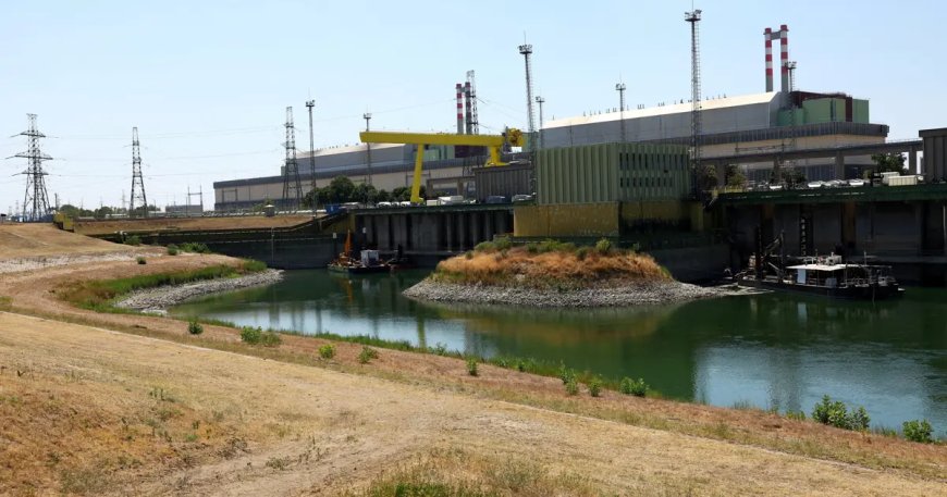 Tuna Nehri'nin suyu çekildi. Macaristan tek nükleer santralini kapatıyor